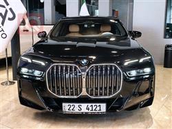 بي ام دبليو الفئة 7